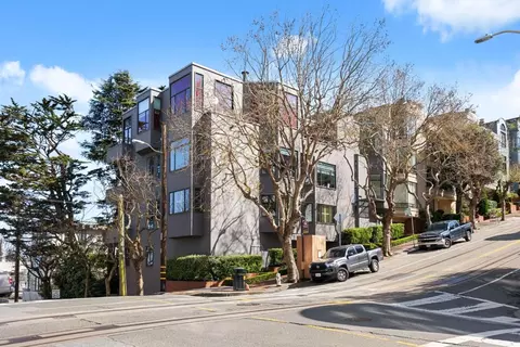 Exterior - 2390 Hyde St 1a, San Francisco, CA 94109 photo 2 of 10