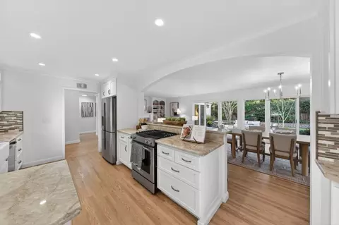 Kitchen - 1241 Levin Ave, Mountain View, CA 94040 photo 7 of 9