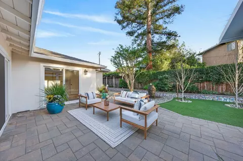Exterior - 1241 Levin Ave, Mountain View, CA 94040 photo 7 of 13