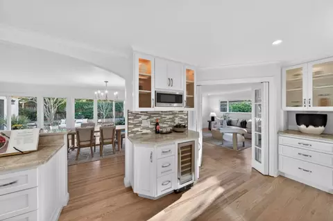 Kitchen - 1241 Levin Ave, Mountain View, CA 94040 photo 6 of 9