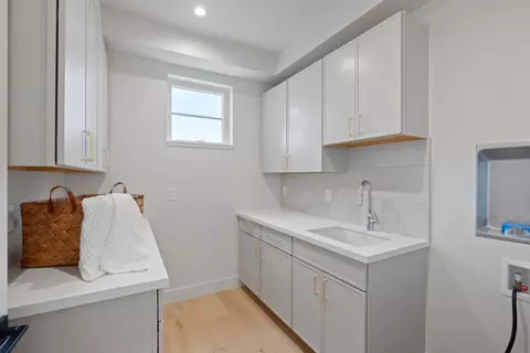 Other - 577 Creekside Ct, Half Moon Bay, CA 94019 photo 3 of 5