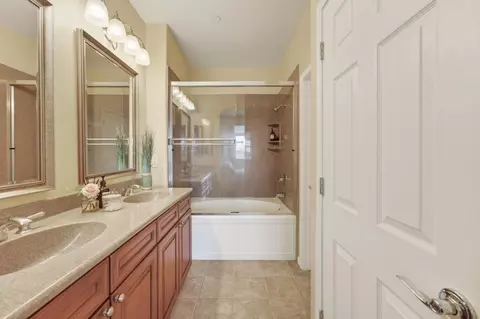 Bath - 1030 Luz Del Sol Loop, Milpitas, CA 95035 photo 1 of 2