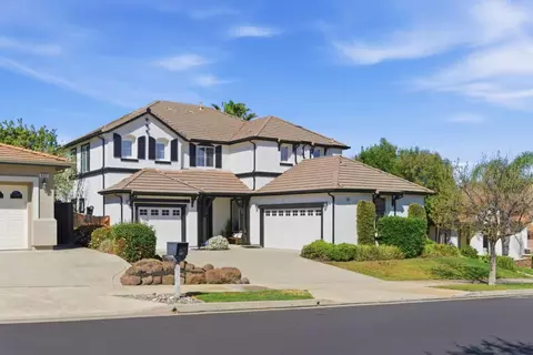 325 Pebble Beach Dr, Brentwood, CA 94513