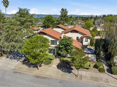 View/Area - 8400 Delta Dr, Gilroy, CA 95020 photo 4 of 4