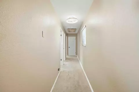 Entry Way - 8400 Delta Dr, Gilroy, CA 95020 photo 2 of 3