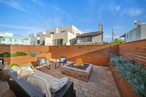 Exterior - 29 Montecito Ave, Pacifica, CA 94044 photo 10 of 13