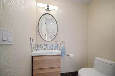 Bath - 29 Montecito Ave, Pacifica, CA 94044 photo 6 of 8