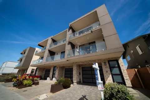 Exterior - 29 Montecito Ave, Pacifica, CA 94044 photo 3 of 13