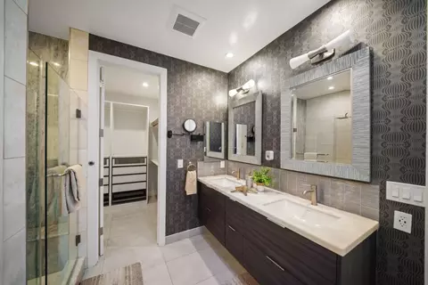 Bath - 29 Montecito Ave, Pacifica, CA 94044 photo 1 of 8