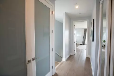 Entry Way - 29 Montecito Ave, Pacifica, CA 94044 photo 9 of 11
