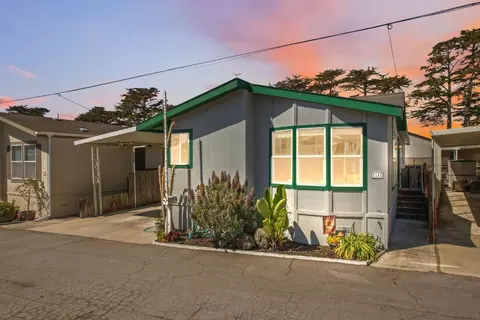347 Carmel Ave 14, Marina, CA 93933