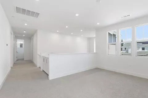 Entry Way - 7387 Ailes Ct, Gilroy, CA 95020 photo 3 of 6