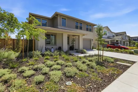 Exterior - 7392 Ailes Ct, Gilroy, CA 95020 photo 3 of 7