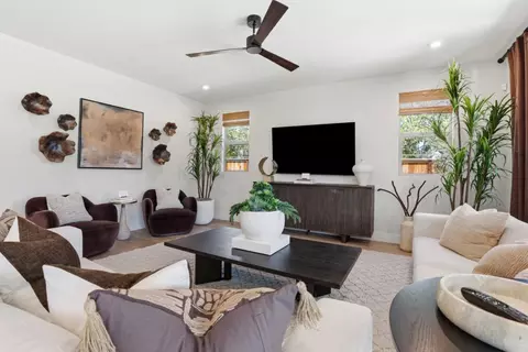 Living - 7392 Ailes Ct, Gilroy, CA 95020 photo 2 of 2