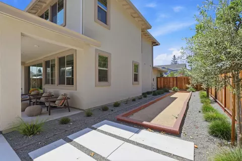 Exterior - 7392 Ailes Ct, Gilroy, CA 95020 photo 7 of 7