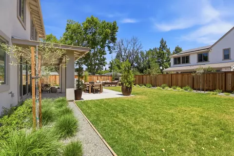Exterior - 7392 Ailes Ct, Gilroy, CA 95020 photo 6 of 7