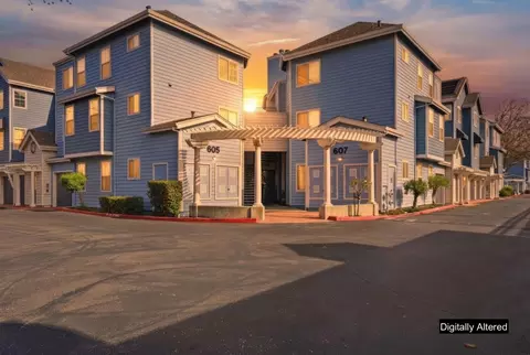 607 Arcadia Ter 204, Sunnyvale, CA 94085