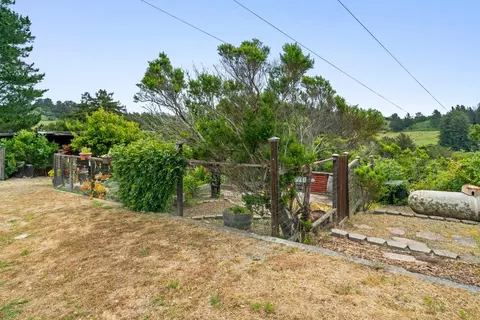 Exterior - 1044 Pleasant Valley Rd, Aptos, CA 95003 photo 5 of 10