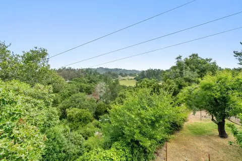 Exterior - 1044 Pleasant Valley Rd, Aptos, CA 95003 photo 4 of 10