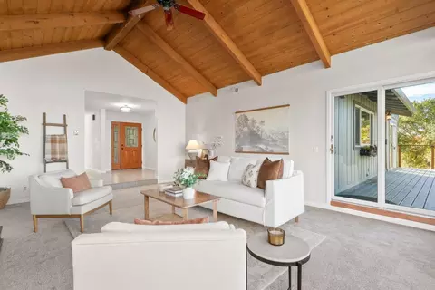 Living - 1044 Pleasant Valley Rd, Aptos, CA 95003 photo 5 of 6