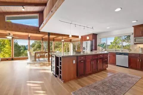 Kitchen - 1044 Pleasant Valley Rd, Aptos, CA 95003 photo 6 of 8