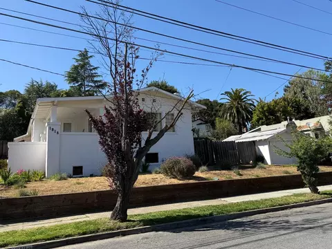 1318 Magnolia Ave, San Carlos, CA 94070
