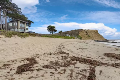 275 Davenport Landing Rd, Davenport, CA 95017