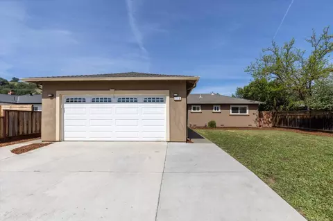 215 Longview Dr, Morgan Hill, CA 95037