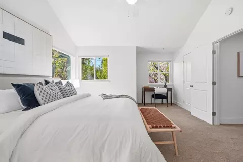 Bedroom - 2291 Oaktree Dr 201, Mountain View, CA 94040 photo 2 of 5