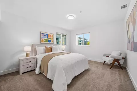Bedroom - 2291 Oaktree Dr 201, Mountain View, CA 94040 photo 5 of 5
