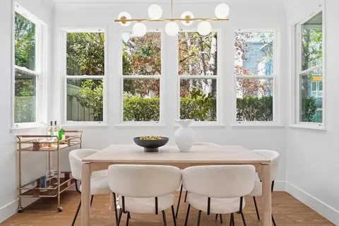Dining - 2291 Oaktree Dr 201, Mountain View, CA 94040 photo 1 of 3