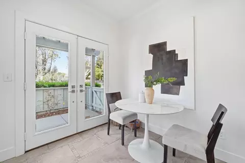 Dining - 2291 Oaktree Dr 201, Mountain View, CA 94040 photo 3 of 3