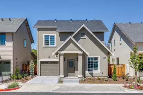 130 Alan Ln, Hollister, CA 95023