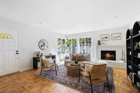 Living - 1176 Alicante Dr, Pacifica, CA 94044 photo 2 of 5
