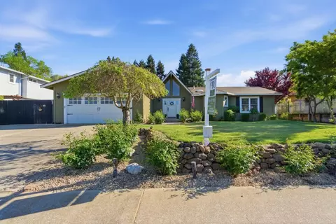 1035 Easy St, Morgan Hill, CA 95037