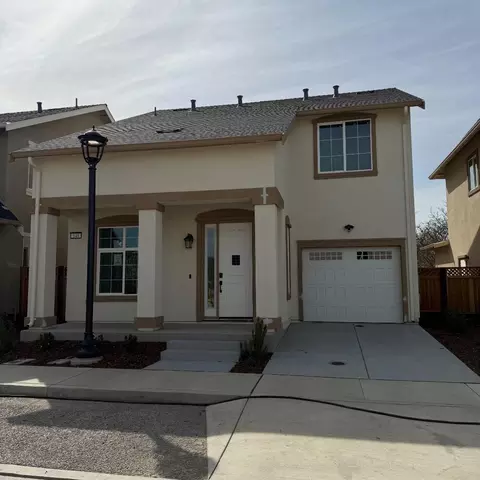 140 Alan Ln, Hollister, CA 95023