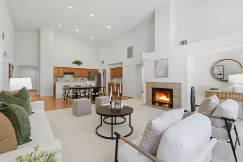 2116 Sunsprite Dr, Union City, CA 94587