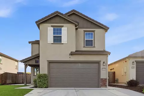190 Tanoak St, Hollister, CA 95023
