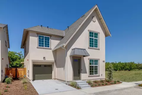150 Alan Ln, Hollister, CA 95023