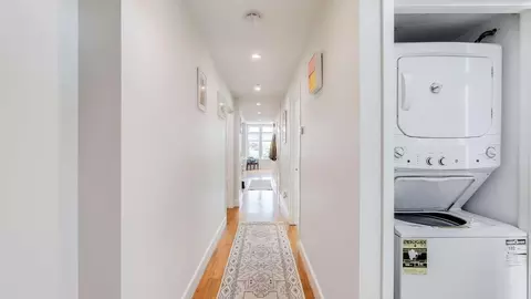 Entry Way - 275 9th St 3, Oakland, CA 94607 photo 1 of 1