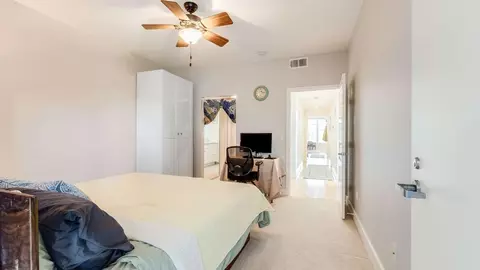 Bedroom - 275 9th St 3, Oakland, CA 94607 photo 5 of 5