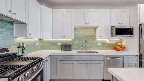 Kitchen - 275 9th St 3, Oakland, CA 94607 photo 2 of 5