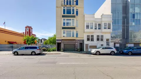 Exterior - 275 9th St 3, Oakland, CA 94607 photo 1 of 4