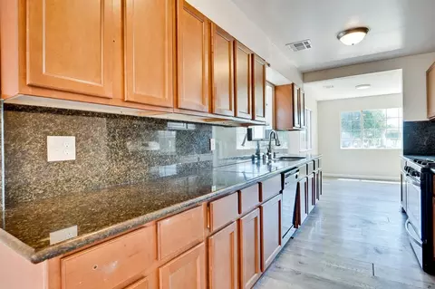 Kitchen - 36569 Beutke Dr, Newark, CA 94560 photo 1 of 3