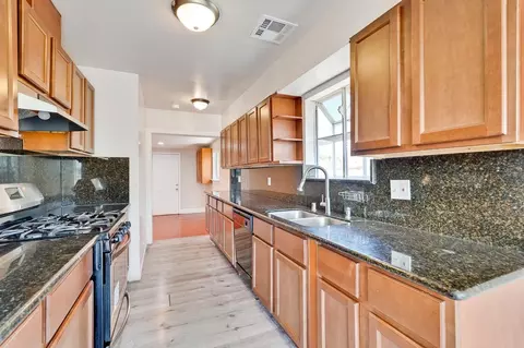 Kitchen - 36569 Beutke Dr, Newark, CA 94560 photo 2 of 3