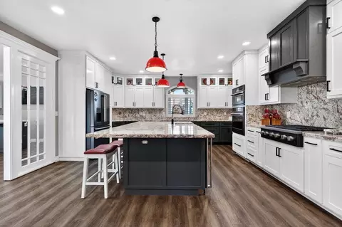 Kitchen - 160 Dan Dr, Hollister, CA 95023 photo 1 of 6
