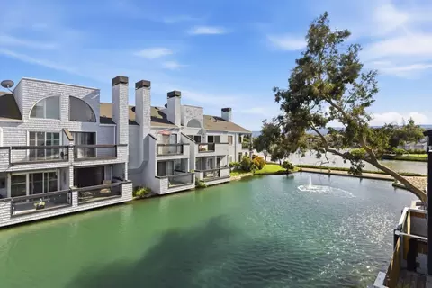 72 Cape Hatteras Ct, Redwood City, CA 94065