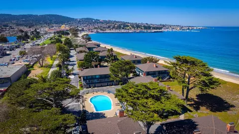 37 La Playa St 37, Monterey, CA 93940