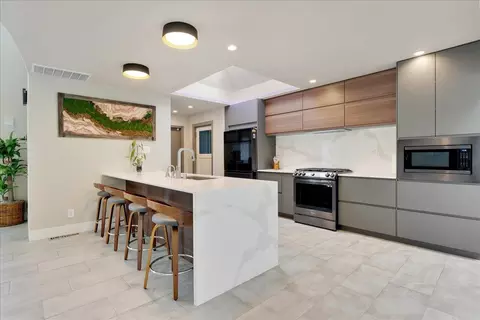 Kitchen - 587 Saint Andrews Dr, Aptos, CA 95003 photo 1 of 8