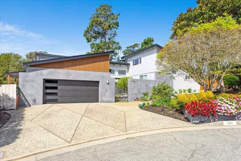 587 Saint Andrews Dr, Aptos, CA 95003